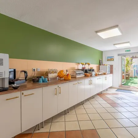 Les Cordeliers Aparthotel 2*